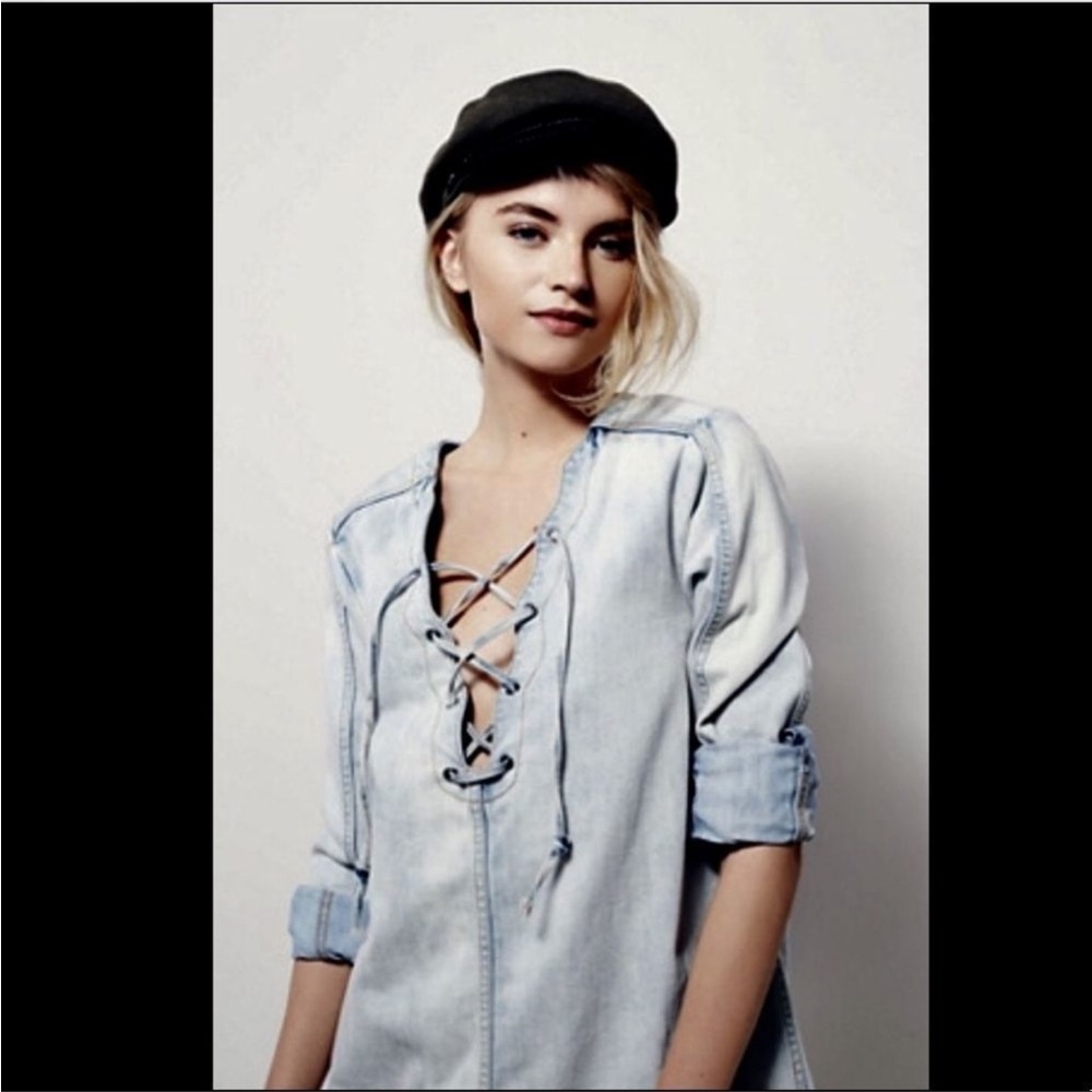 NWOT Free People Washed Out Cloud Blue
Denim Lace Up - Picture 6 of 12
